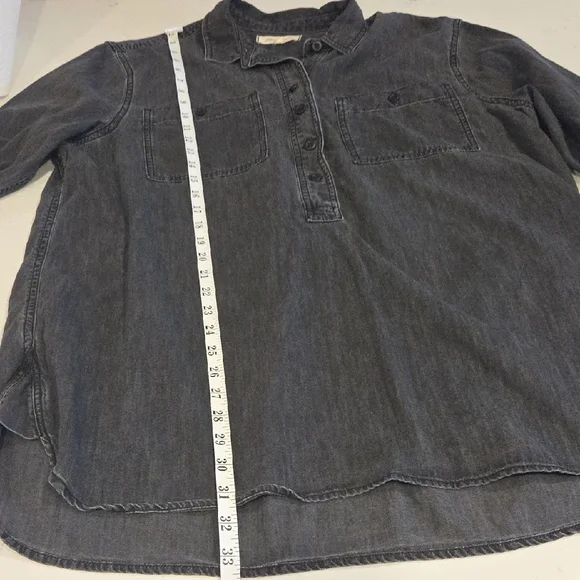 Madewell Charcoal Popover Button-Up Shirt - Picture 7 of 9